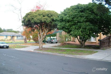 Property photo of 33 Damon Road Mount Waverley VIC 3149