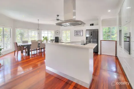 Property photo of 37 Coonara Street Holland Park QLD 4121