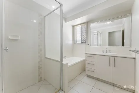 Property photo of 16 Langham Crescent North Lakes QLD 4509