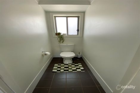 Property photo of 11 Thornett Place Dubbo NSW 2830