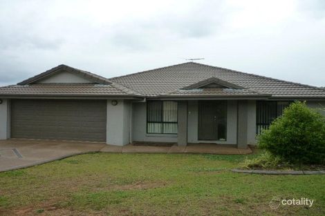 30 Aquila St, Redland Bay, QLD 4165