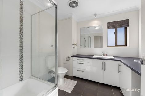 Property photo of 16/11 Florence Street Wynnum QLD 4178