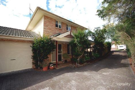 2/23 Cebalo Pl, Kariong, NSW 2250