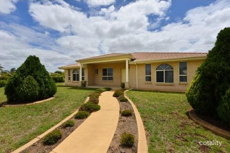 Property photo of 36 Belclaire Drive Westbrook QLD 4350
