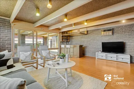 Property photo of 34 Market Road Werribee VIC 3030