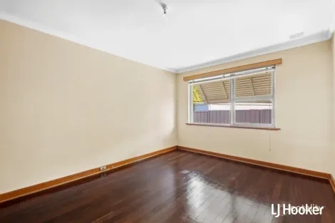 Property photo of 14 Glanton Way Dianella WA 6059