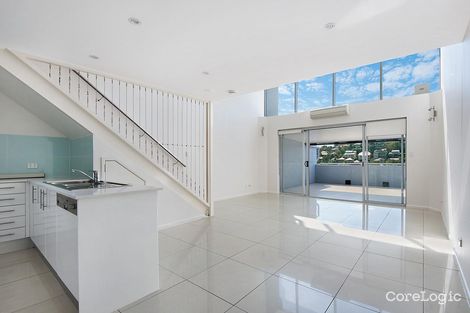 2/209 Given Tce, Paddington, QLD 4064