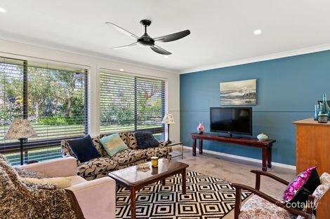 Property photo of 46 Narooma Drive Ocean Shores NSW 2483