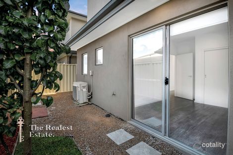 Property photo of 23 Emu Parade Jacana VIC 3047