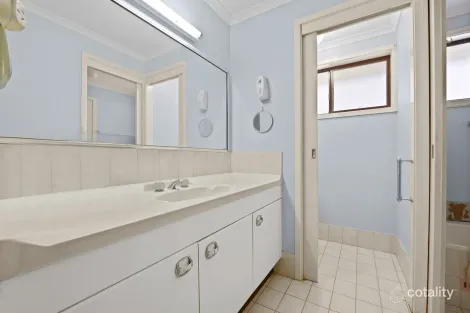 Property photo of 5 McIntyre Avenue St Clair NSW 2759