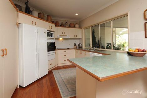 Property photo of 21 Lenna Court Mount Warren Park QLD 4207