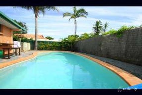 2/14 Doggett Dr, Miami, QLD 4220