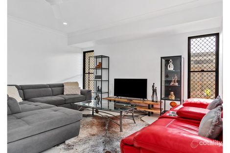 Property photo of 17 Oxbow Loop Redlynch QLD 4870