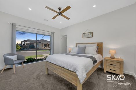 Property photo of 5 Deau Avenue Wollert VIC 3750