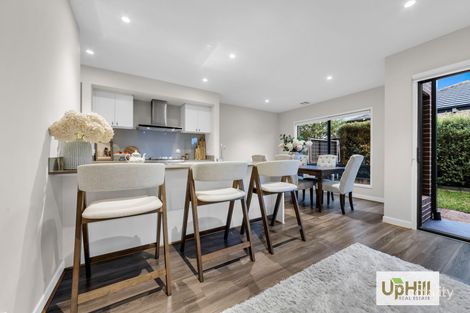 Property photo of 71 Glenrose Boulevard Clyde North VIC 3978