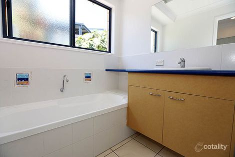 Property photo of 18 Wattora Close Boyne Island QLD 4680