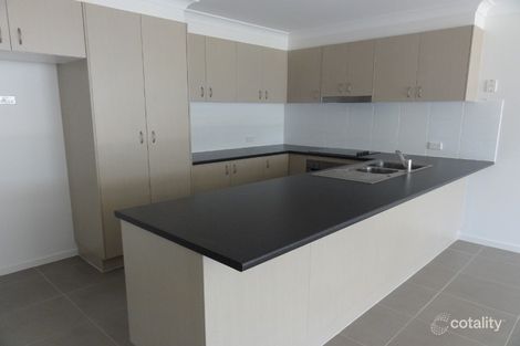 Property photo of 2/4 Alexander Avenue Highfields QLD 4352