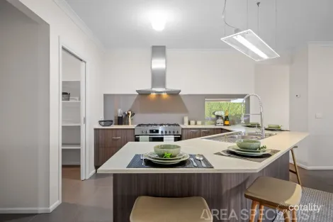 Property photo of 25 Lily Way Skye VIC 3977