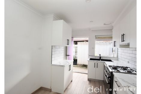Property photo of 2/12 Brady Road Dandenong North VIC 3175
