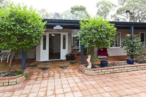28a Hall Rd, Roleystone, WA 6111