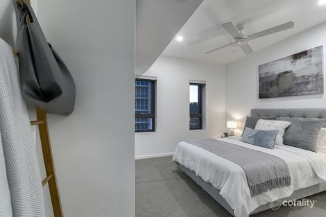 Property photo of 402/9 Lambert Street Kangaroo Point QLD 4169