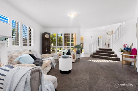 Property photo of 1 Holm Place Carindale QLD 4152