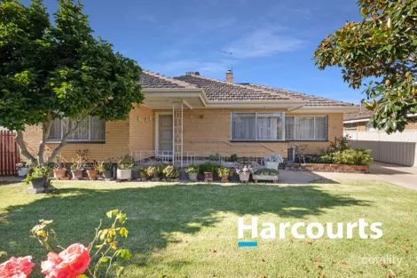 Property photo of 17 Howell Street Wangaratta VIC 3677