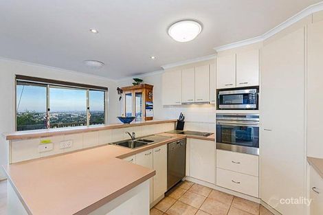 Property photo of 65 Montpellier Drive Highton VIC 3216