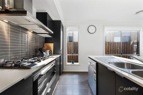 Property photo of 15 Sanderling Avenue Armstrong Creek VIC 3217