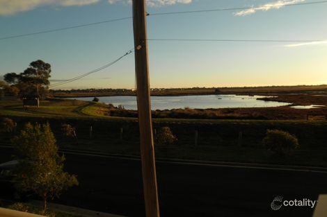 Property photo of 32 Bell Avenue Altona VIC 3018