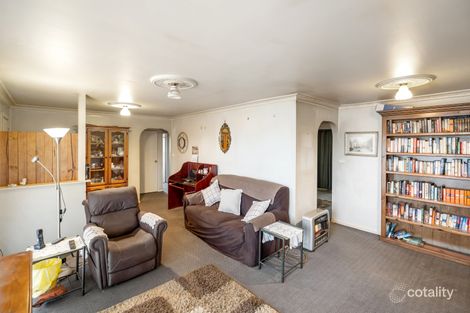 Property photo of 61 Dalman Parkway Glenfield Park NSW 2650