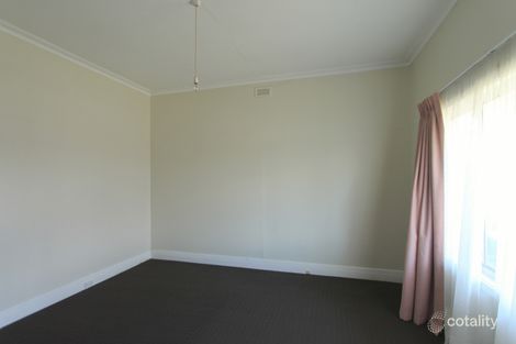 Property photo of 30 Compton Street Reservoir VIC 3073