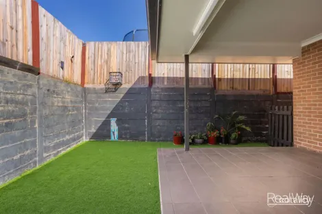 Property photo of 4 Egret Court Redbank Plains QLD 4301