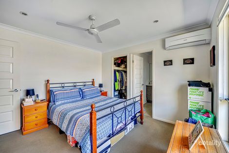 Property photo of 44 Fred Pham Crescent Doolandella QLD 4077
