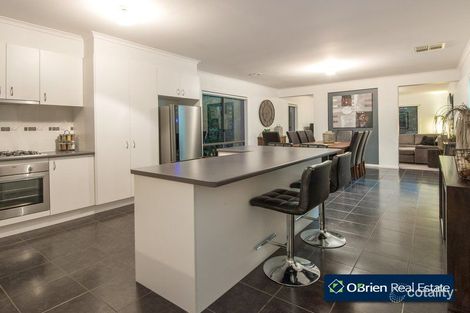 Property photo of 64 Sussex Avenue Cranbourne North VIC 3977