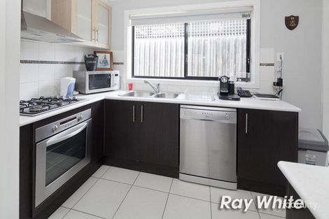 Property photo of 2 Arkley Close Skye VIC 3977