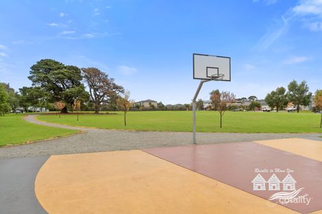 Property photo of 15A Laurel Crescent Carrum Downs VIC 3201