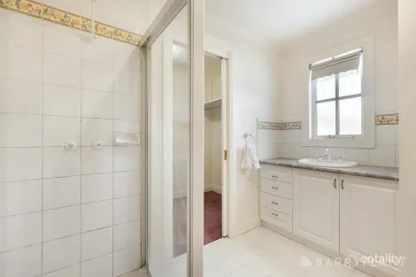 Property photo of 7 Edward Staff Drive Kinglake VIC 3763