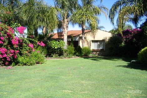 4 Cavalier Ct, Thornlie, WA 6108