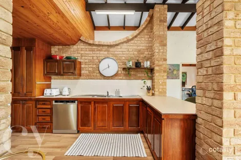 Property photo of 23 Kimberley Road Hillarys WA 6025