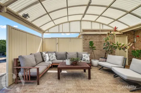 Property photo of 23 Kimberley Road Hillarys WA 6025
