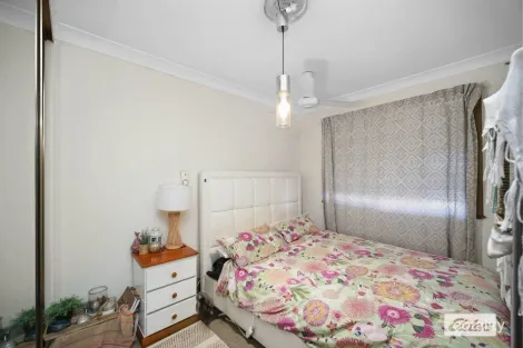 Property photo of 15 Paruna Close Taree NSW 2430