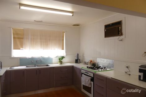 Property photo of 100 Carr Crescent Mooroopna VIC 3629