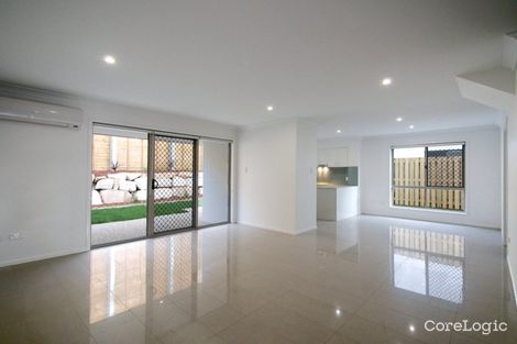 Property photo of 8/30 Girraween Crescent Parkinson QLD 4115