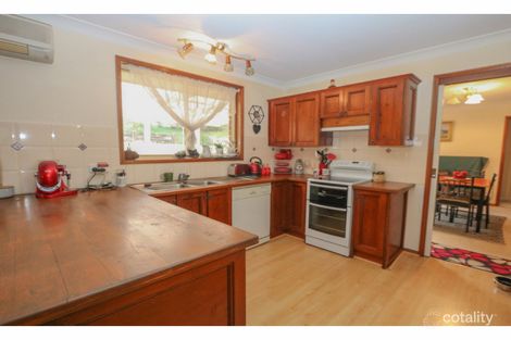 Property photo of 36 Kurumben Place West Bathurst NSW 2795