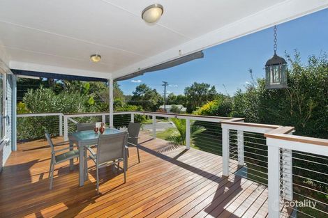 Property photo of 7 Lowanna Street Kenmore QLD 4069