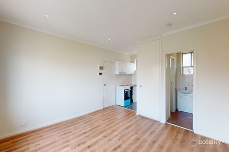 Property photo of 8/6-12 Raglan Place South Melbourne VIC 3205