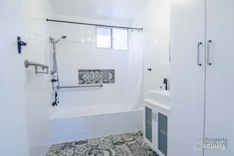 Property photo of 10 Adcock Street Dalby QLD 4405