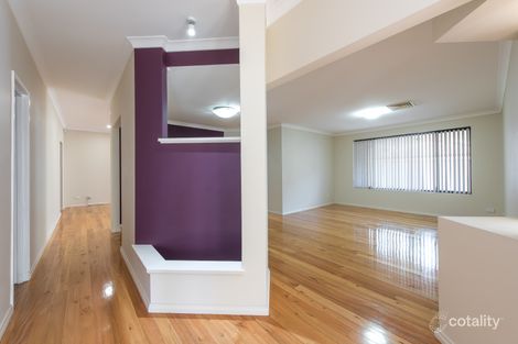 Property photo of 1 Silvergum Close Stirling WA 6021