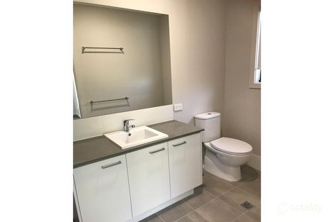 Property photo of 8/30 Taurus Circuit Coomera QLD 4209